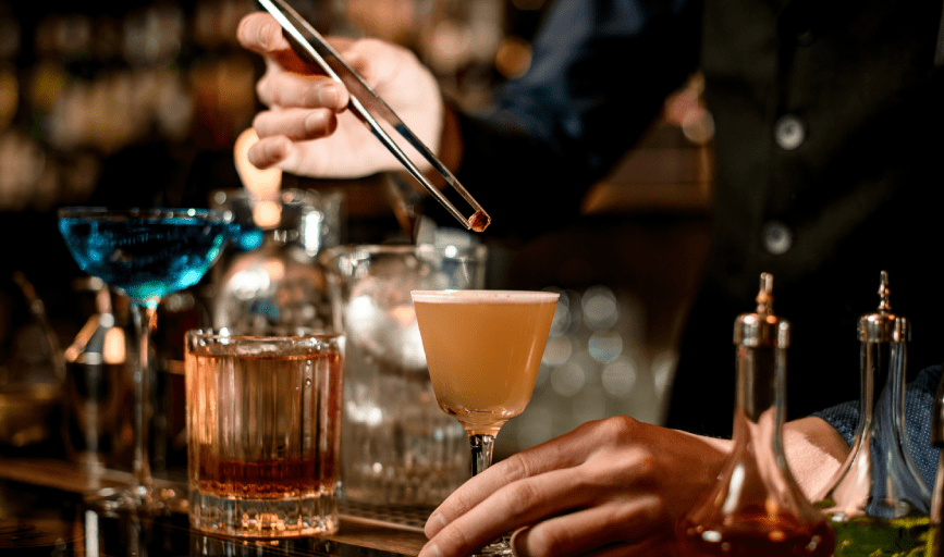 EVENT BARTENDING